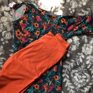 Lularoe XS butterfly Irma with matching leggings ~